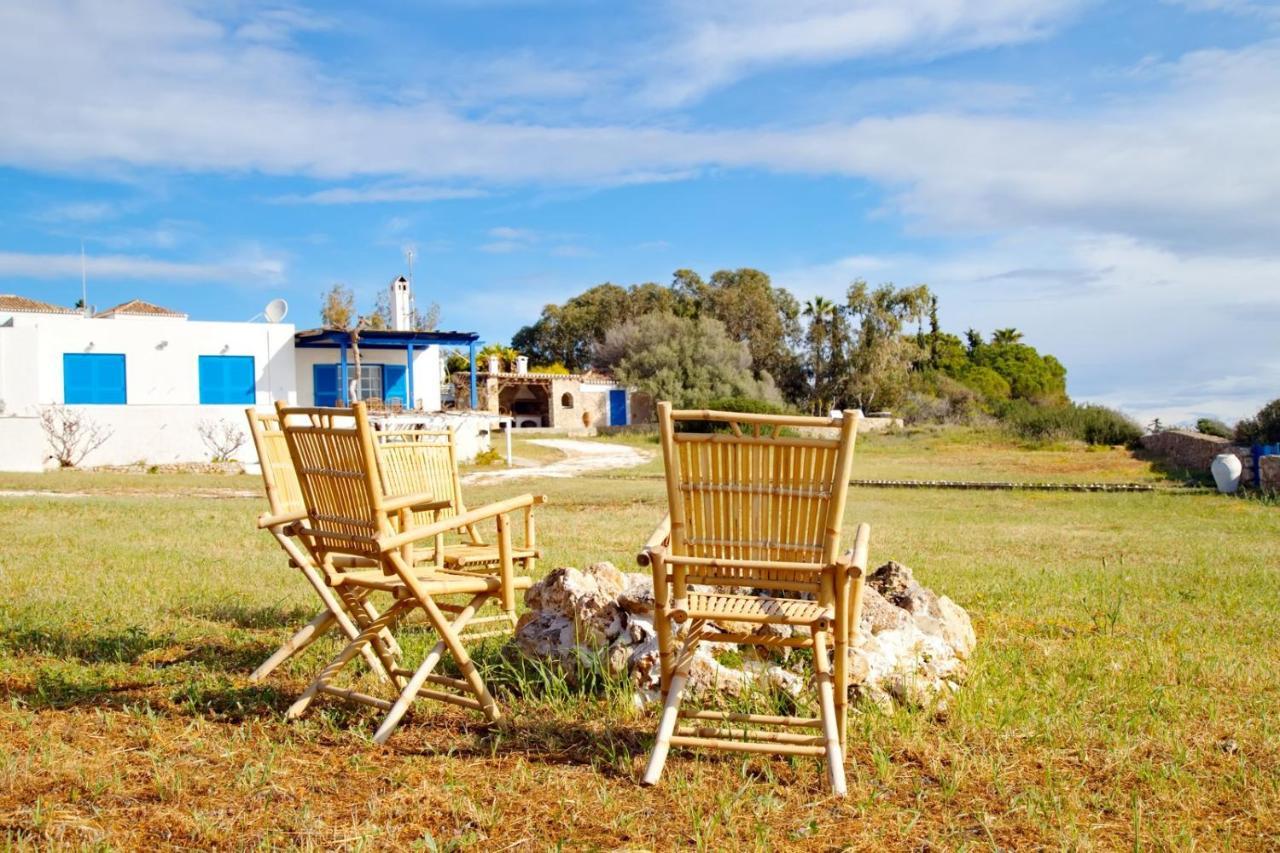 Aroura Homes 4Br Beachfront Villa Spetses Town Exterior photo