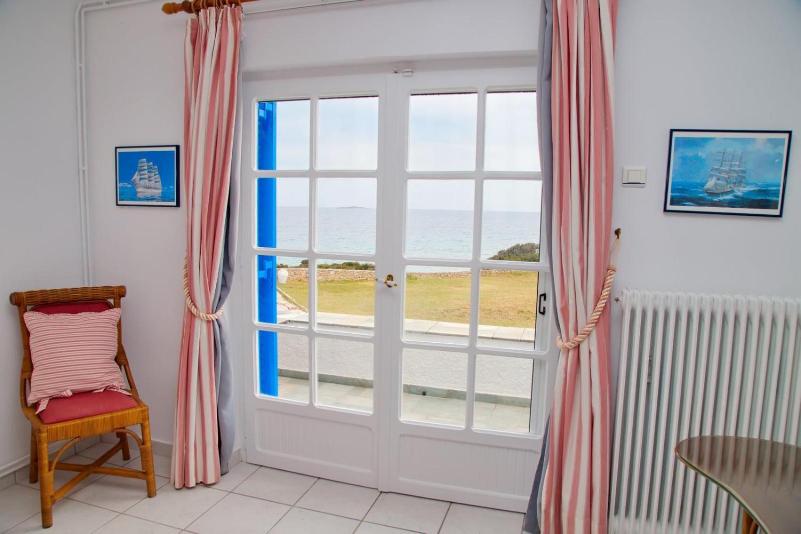 Aroura Homes 4Br Beachfront Villa Spetses Town Exterior photo